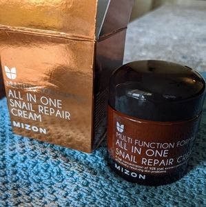K-Beauty Mizon All in One Snail Repair Cream